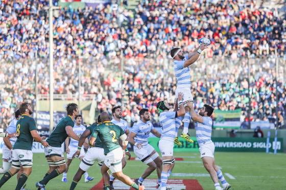 Una fiesta deportiva se vivió en el Martearena con el partido de los Pumas vs los Springboks